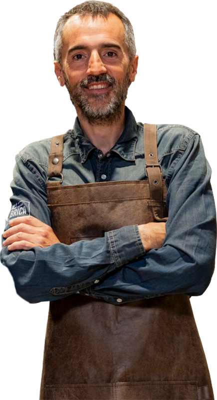 Maestro cervecero Javi